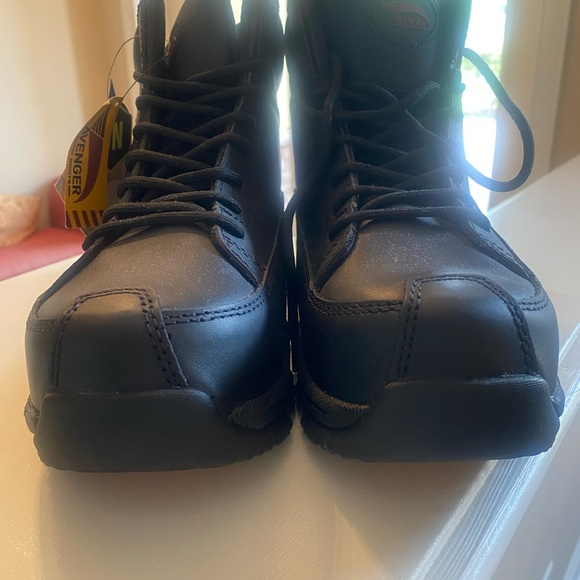 Avenger Other - Avenger boots: Men’s Black Composite Toe Work Boot